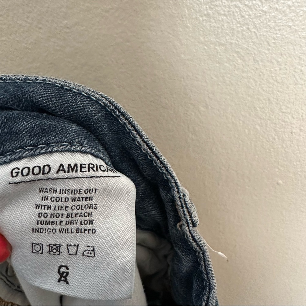 Good American Good Legs Skinny Jeans - Picture 8 of 11